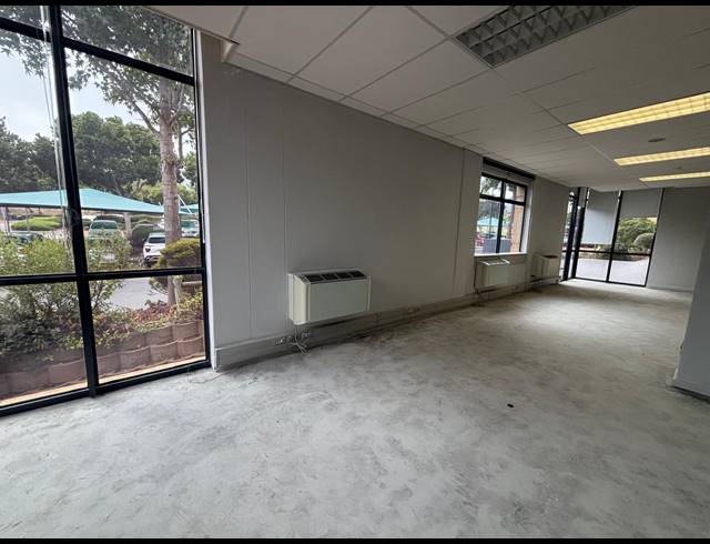 1,023M² OFFICE TO LET IN PLATTEKLOOF 3